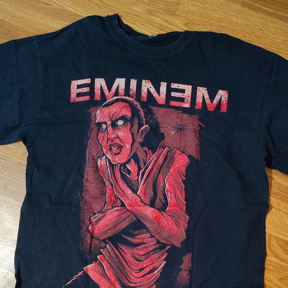 Vintage Eminem Graphic T-Shirt in Black and Red